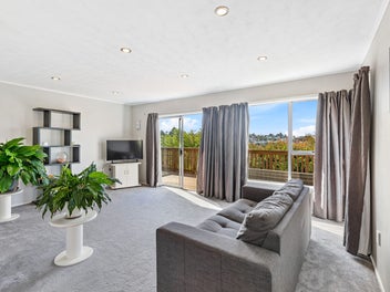 Family Spaces with Scenic Views