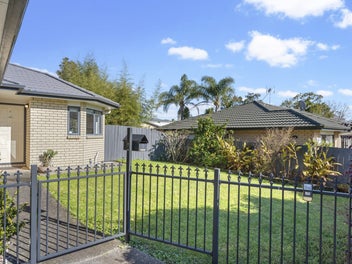 Brick & Tile with Single Level Living!