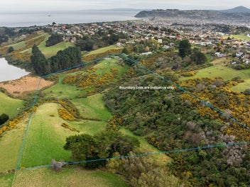 Rural Bliss, City Convenience - Lifestyle living.
