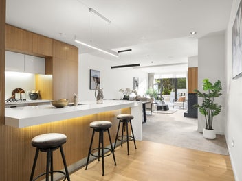 Urban Apartment Sanctuary + Private Patio