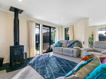 Modern - Easy Care - Private Setting