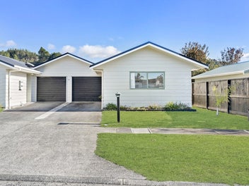 Central, Quiet, and Full of Value – A Rare Find!
