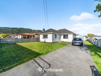 REFRESHED FAMILY HOME - MOVE IN READY