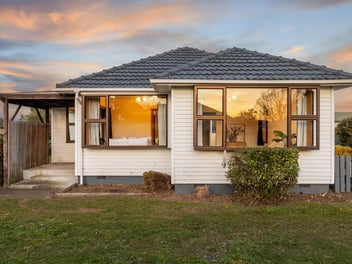 Priced $629,000 - A Smart Start in Hei Hei