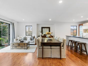 Freehold Home in Prime Location