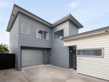 Image 1 of 18