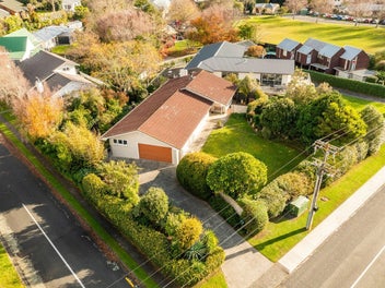 Perfectly positioned on Parkes