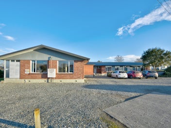Versatile commercial property on prime corner site