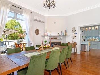 Price reduction - $899,000
