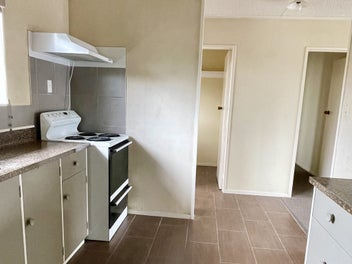 Vacant & Available- Must Sell!