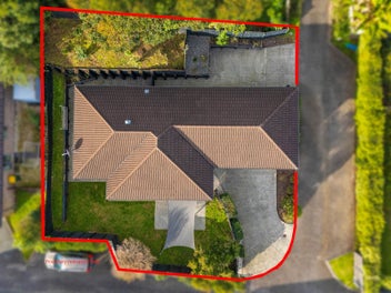 Your Stanmore Bay Dream Home Awaits!