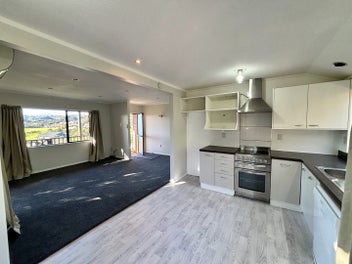 Image 1 of 18