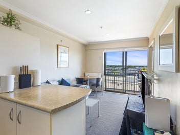 Declared Reserve $280,000 Only !!