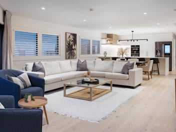 PRICE DROPPED – BE IN FOR SUMMER!