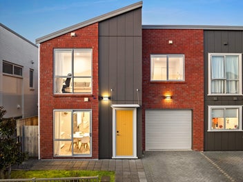 Large & Spacious Freehold Gem