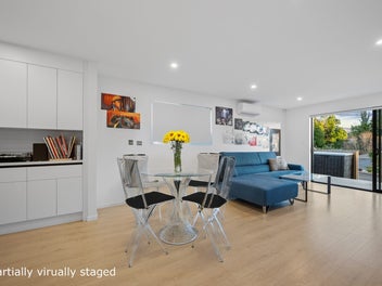 Effortless Modern Living - Move In & Enjoy!
