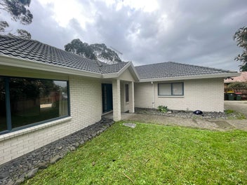 Image 1 of 21