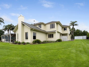Rural Retreat Meets Urban Convenience!