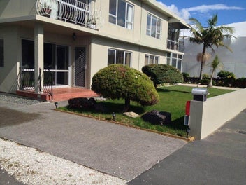 Image 1 of 22