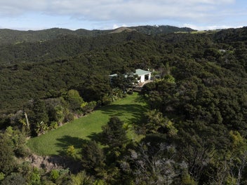 Private Bush Retreat at Taupo Bay.