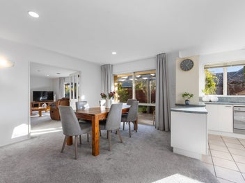 Family home with heart on Hewitts
