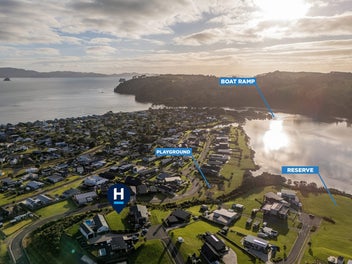 Titled elevated section with Sea views