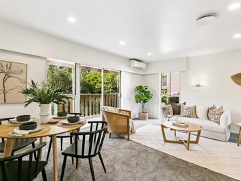 Sunny, Stylish & Move-In Ready!