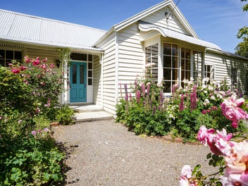 Quiet country living with plenty of space