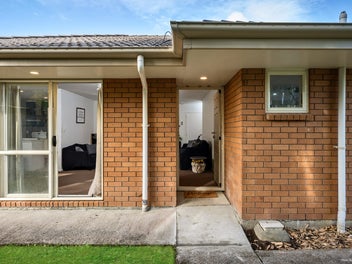 Affordable, Freehold, Brick and Tile