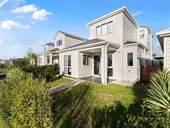 Must Be Sold - Owners Relocating