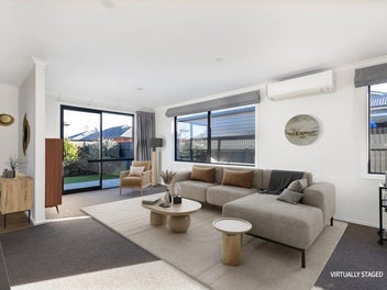 Effortless Living Near the Heart Of Town