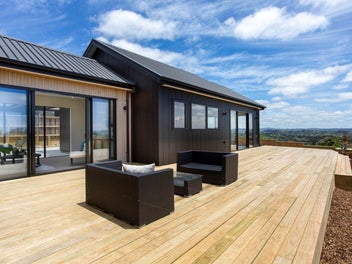 STUNNING HOME with BREATHTAKING SEA VIEWS