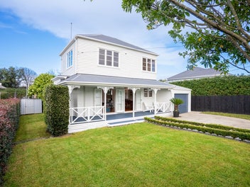 Modern Living Meets Classic Charm