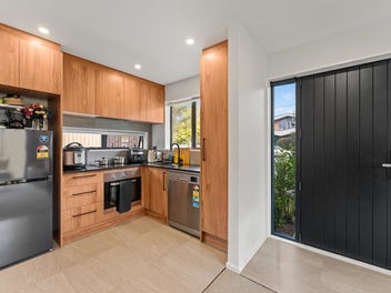 Nest Or Invest in Linwood!