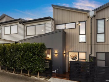 Hobsonville’s Hidden Head-Turner!