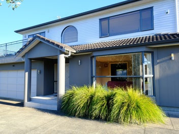 Image 1 of 10