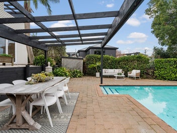 Spacious family home – Opportunity to add value