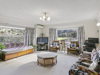 Sunny Haven - Single-Level - 3 Bedrooms