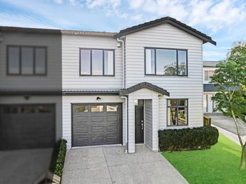 Spacious Family Living in Handy location!