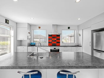 Stylish 3 Bedroom Home in Sought-After Springlands