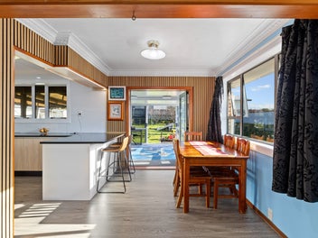 Modern 3 bedroom brick home