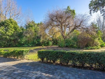 Spacious Country Living Awaits in Otaki!