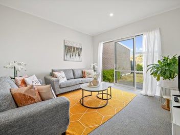 Size Surprise - Great Value & Vibe!