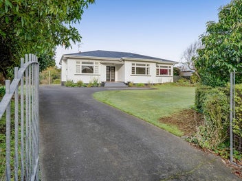 Image 1 of 31