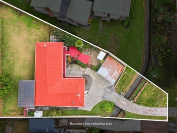 Family Home with Flexibility – 1047m² Section