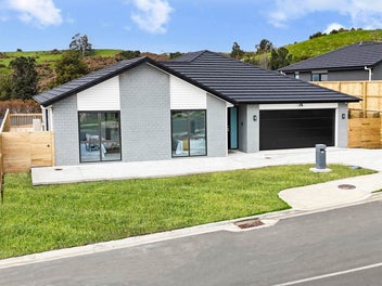 Live Large in This New 5-Bedroom Home!