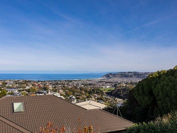 Potential Plus In Waverley With Breathtaking Views