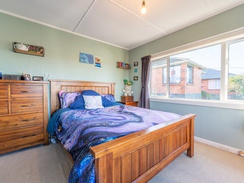 FIRST HOME ALERT - URGENT SALE