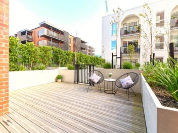 Overseas owners want it SOLD!
