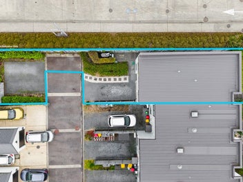 Unrivalled Parking - A Standout in Whenuapai!